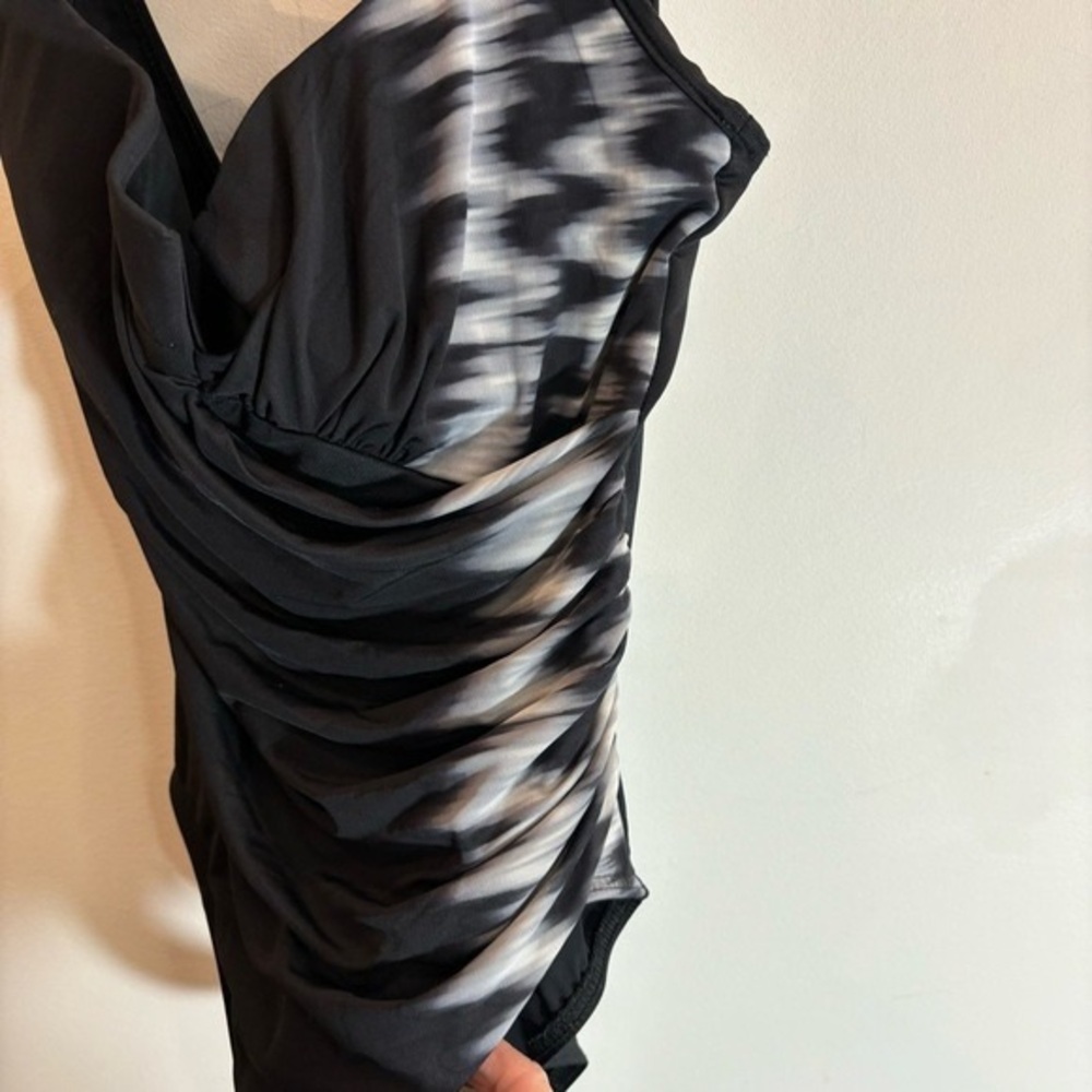 Black One-Piece Swimsuit with Gray Marble Side Panel - Picture 3 of 5